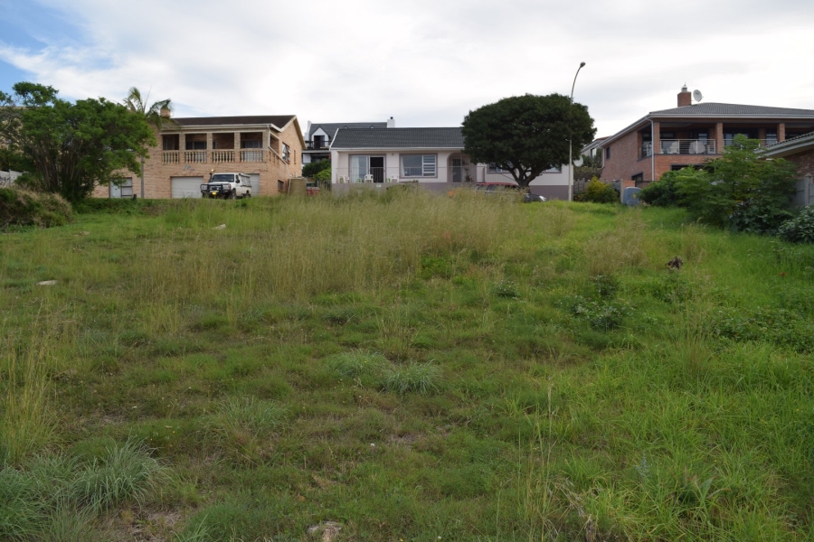  Bedroom Property for Sale in Wavecrest Eastern Cape